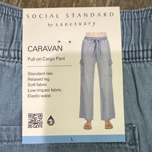 Women's Light Blue Wide Leg Cargo Pants - Picture 10 of 10